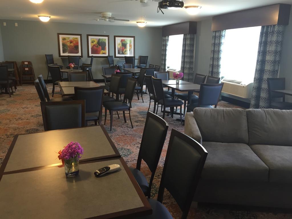 Grandstay Hotel & Suites Mount Horeb - Madison Ngoại thất bức ảnh