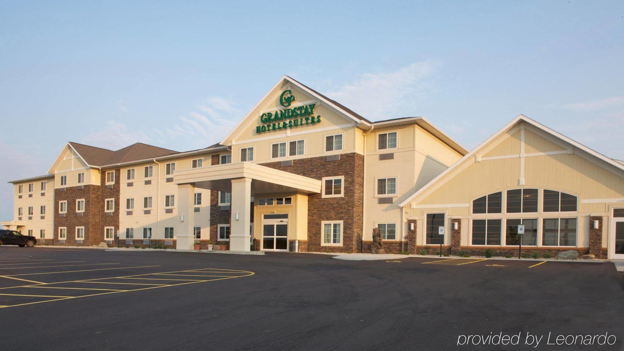 Grandstay Hotel & Suites Mount Horeb - Madison Ngoại thất bức ảnh