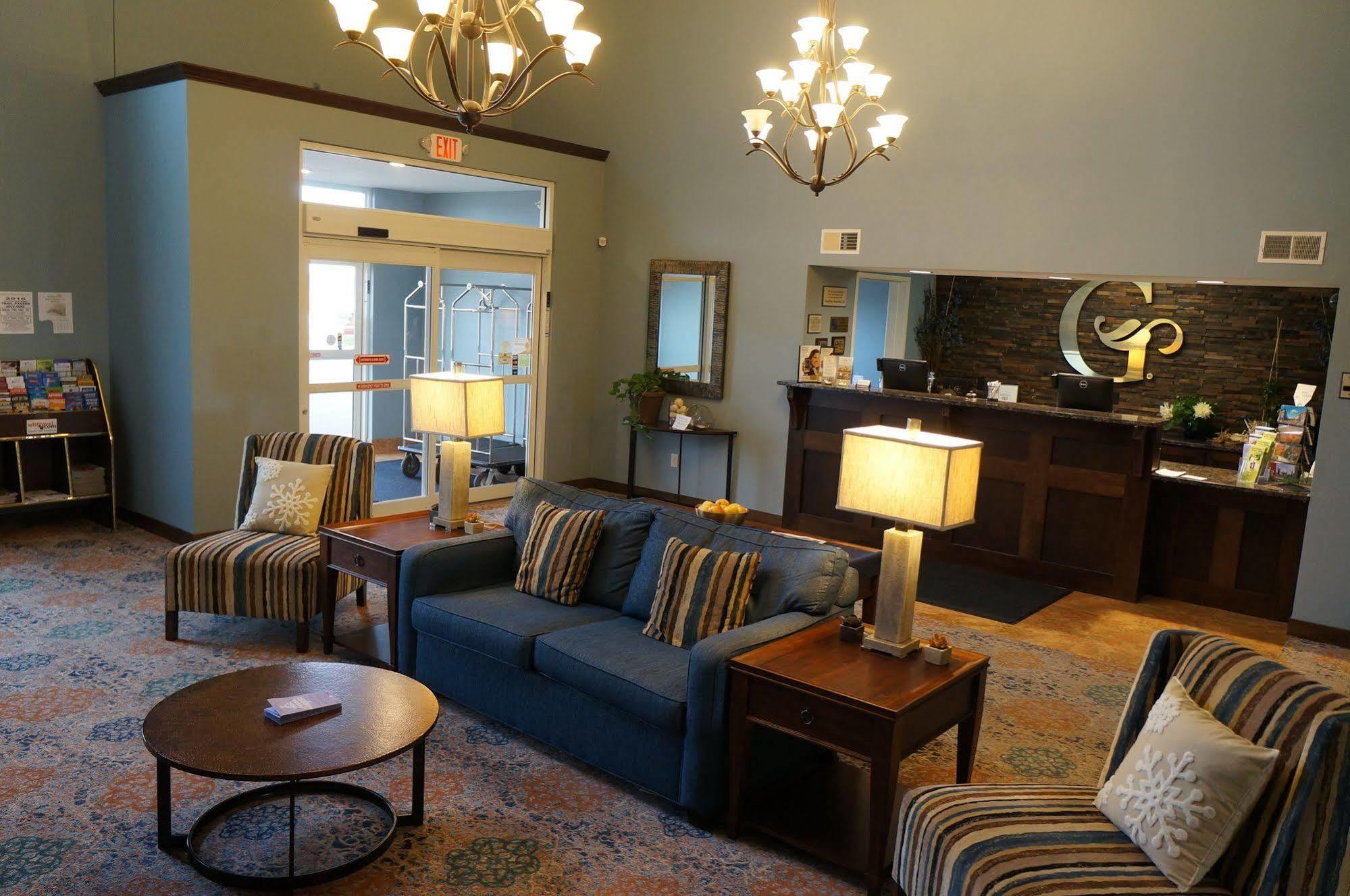 Grandstay Hotel & Suites Mount Horeb - Madison Ngoại thất bức ảnh